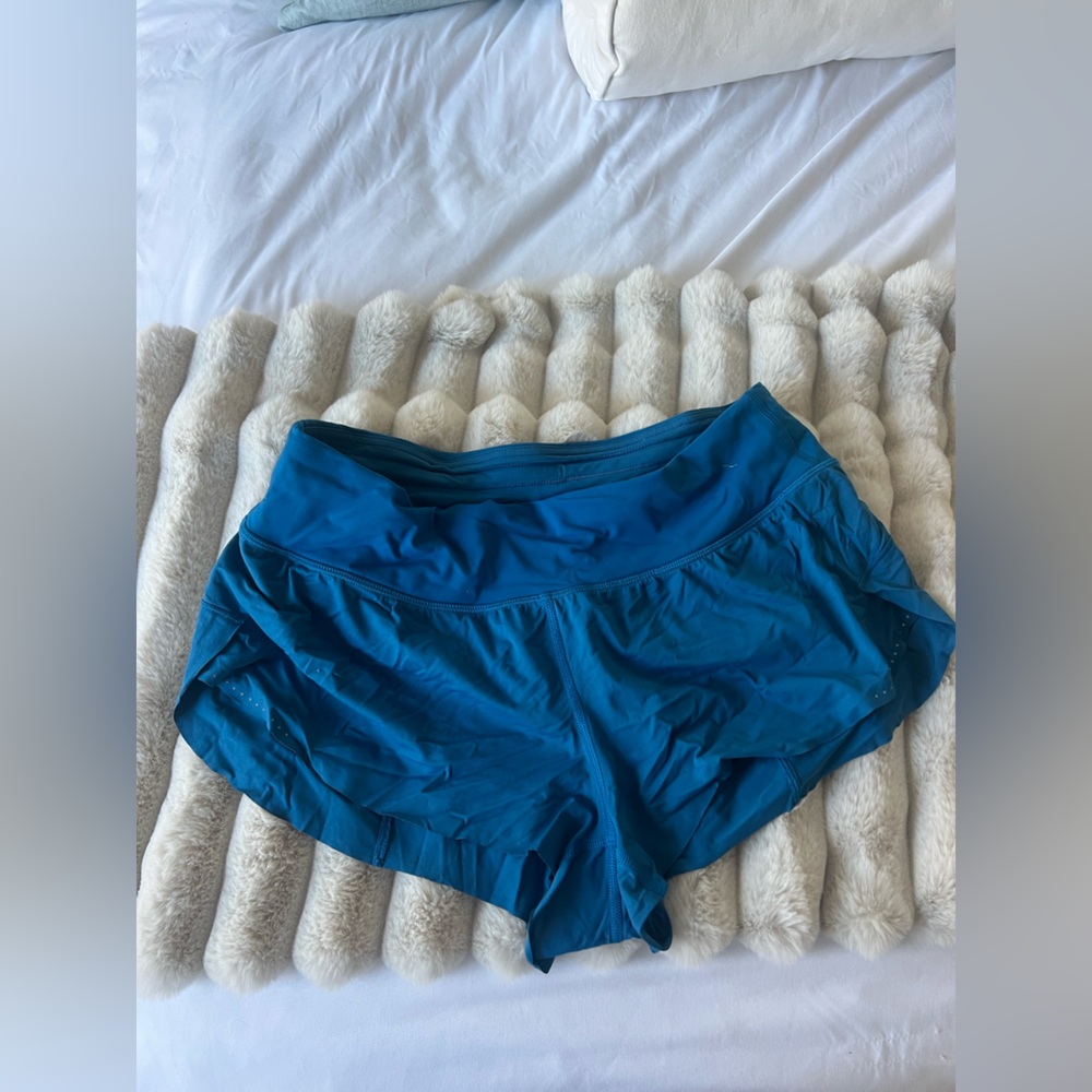 Lululemon women blue runner shorts size 10